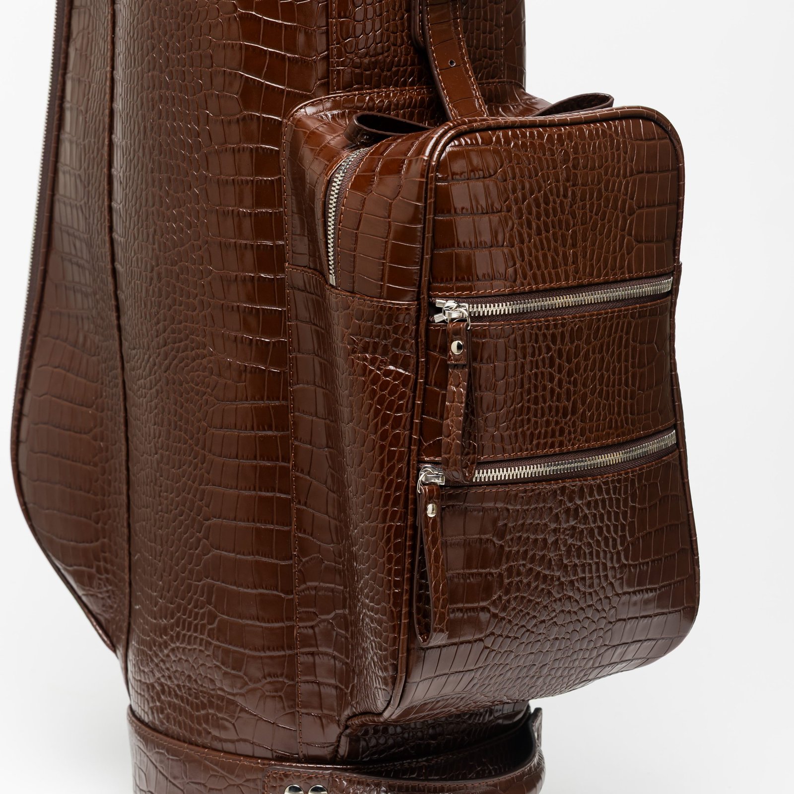 Imagen de Leather golf bag coco brown 11 scaled 1.jpg