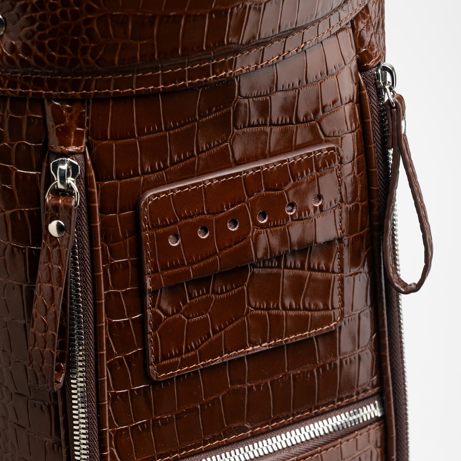 Imagen de Leather golf bag coco brown 8 scaled 1.jpg
