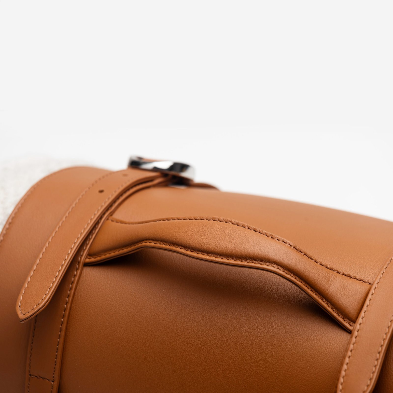 Imagen de Leather blanket strap tan 4 scaled 1.jpg