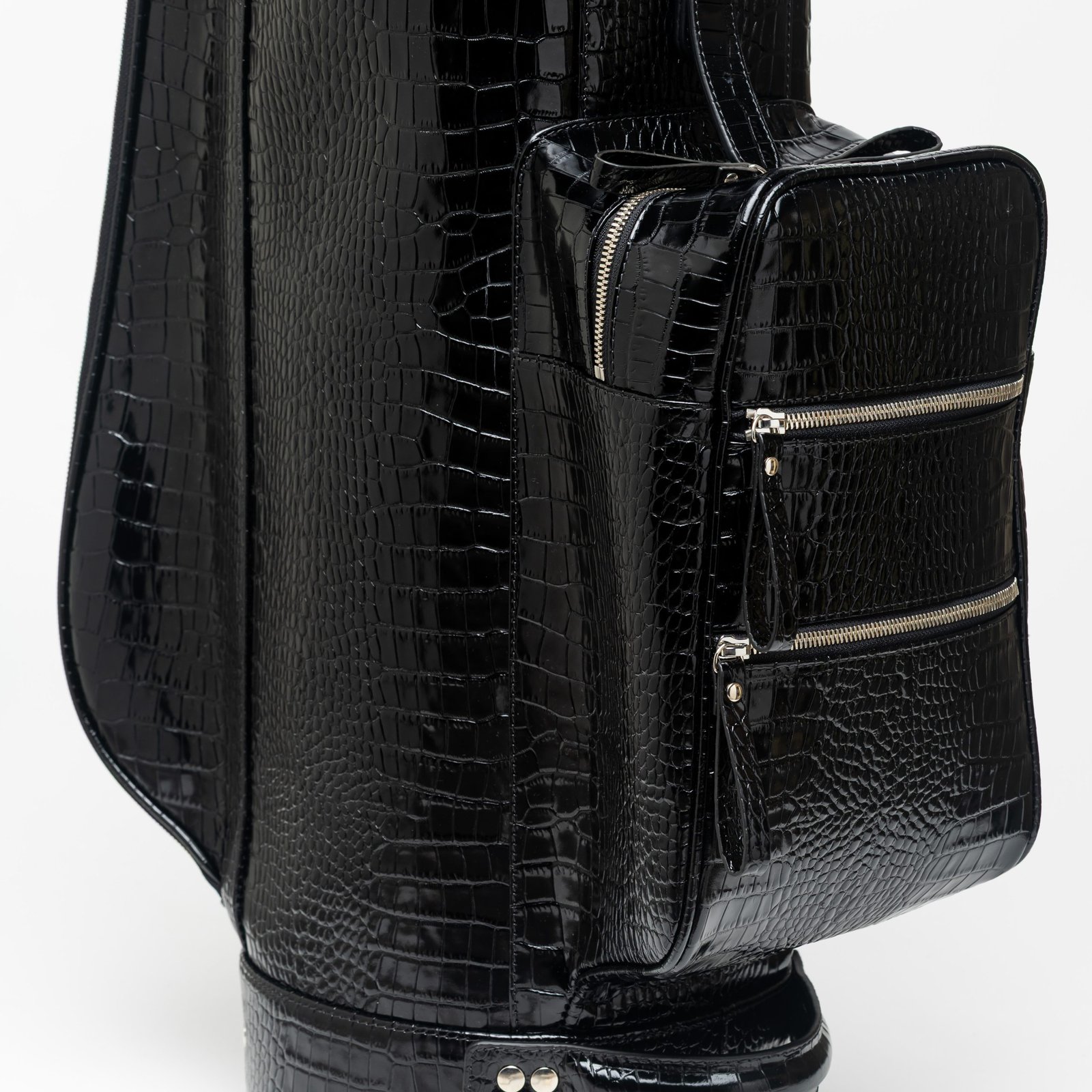 Imagen de Leather golf bag coco black 11 scaled 1.jpg
