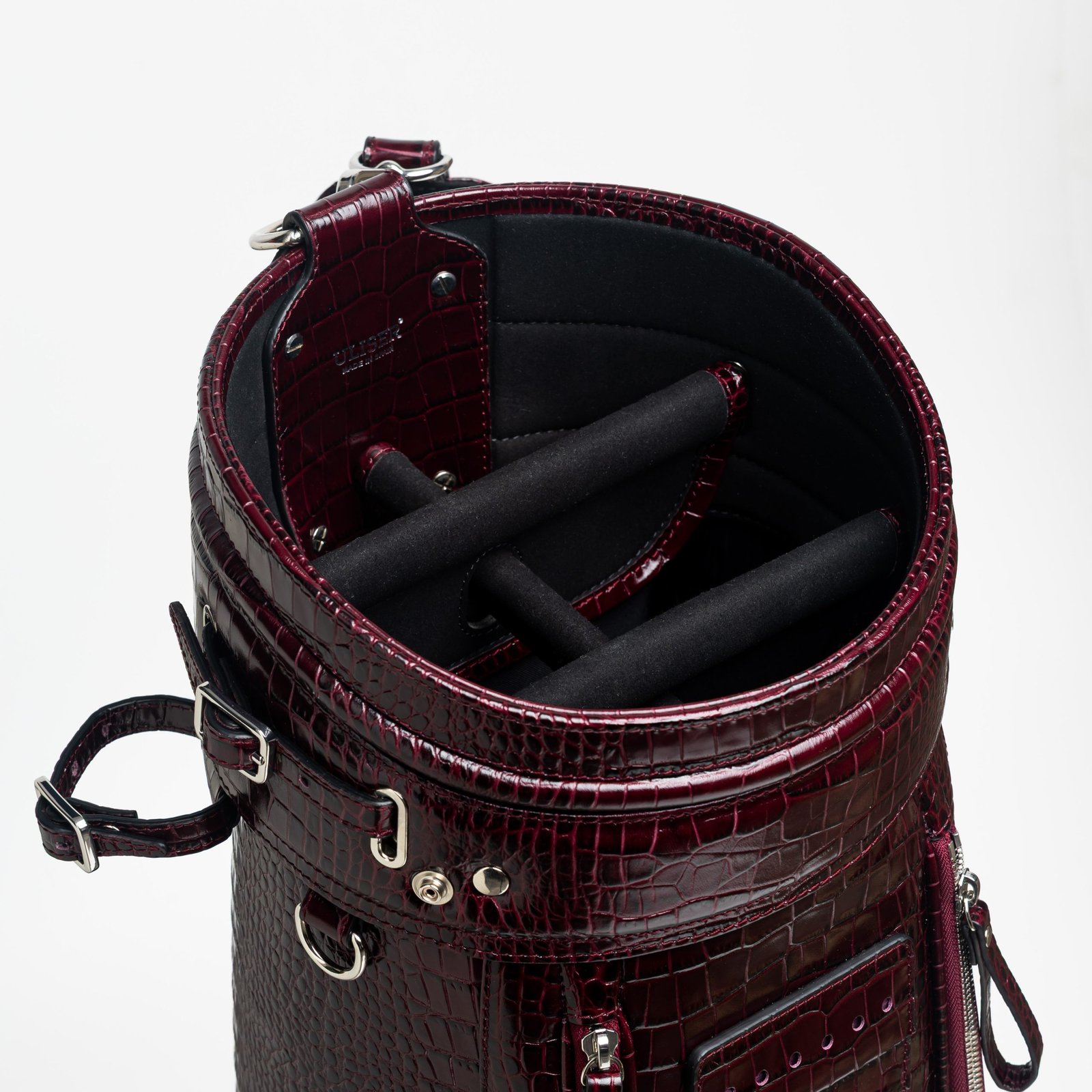 Imagen de Leather golf bag coco cherry 7 scaled 1.jpg